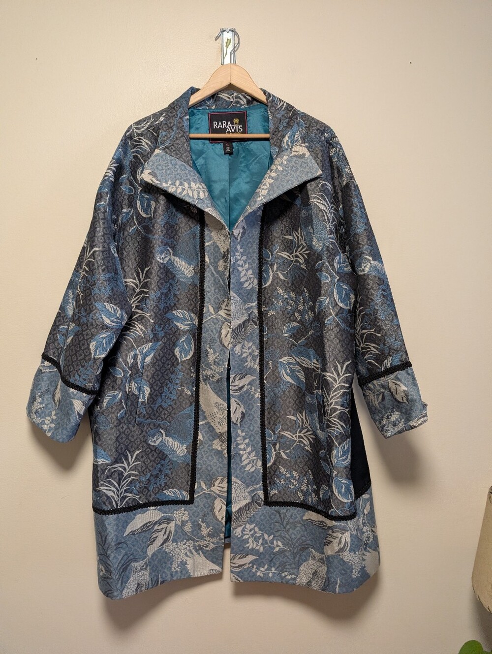 Rara Avis by Iris Apfel Owl Jacquard Coat Blue Grey 2X